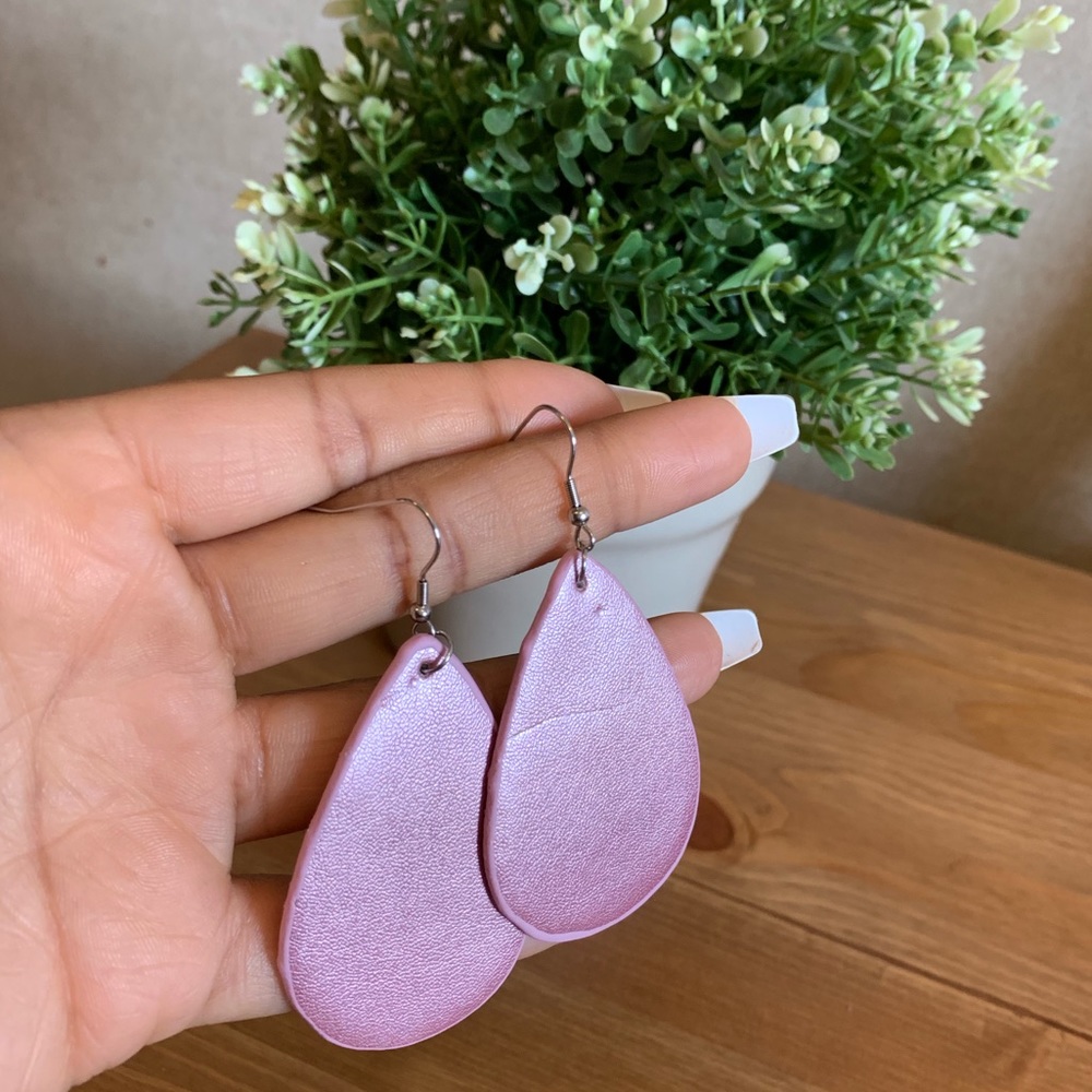Teardrop Earrings.